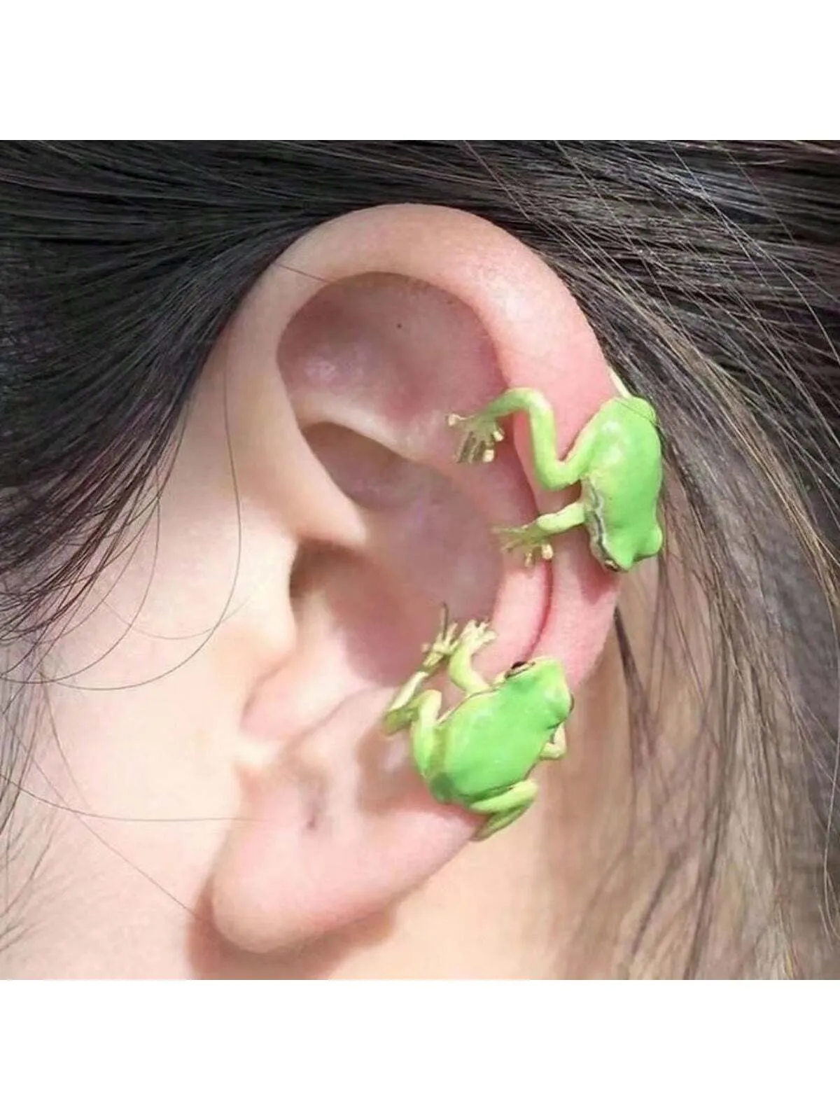1pc Exaggerated Green Lizard ,Frog Ear Clip Toy - Fashionable Gecko Ear Bone Clip Toy For Halloween Gifts