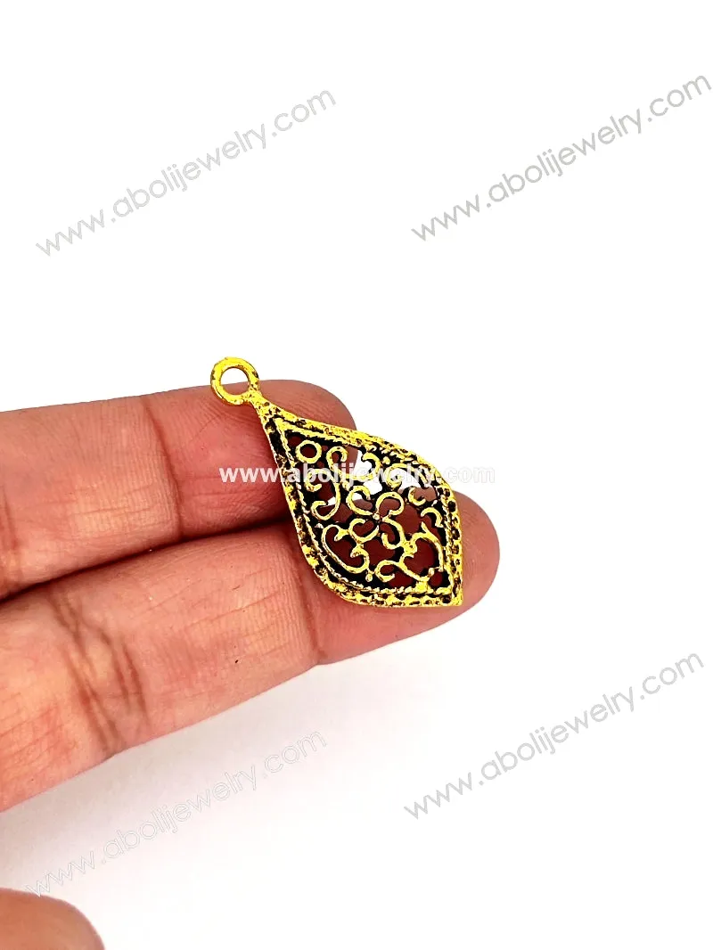 Golden pendant charm ethnic motif for earrings GP49