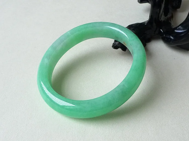 Natural Jade Bangle Jadeite Bangle Internal Diameter 52.7X46.3mm BER099