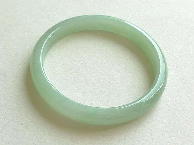 Natural Jade Bangle Jadeite Bangle Internal Diameter 55mm BER717