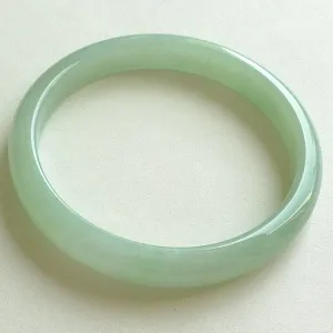 Natural Jade Bangle Jadeite Bangle Internal Diameter 55mm BER717