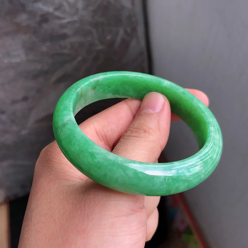 Natural Jade Bangle Jadeite Bangle Internal Diameter 57mm NBE073