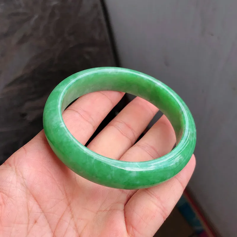 Natural Jade Bangle Jadeite Bangle Internal Diameter 57mm NBE073