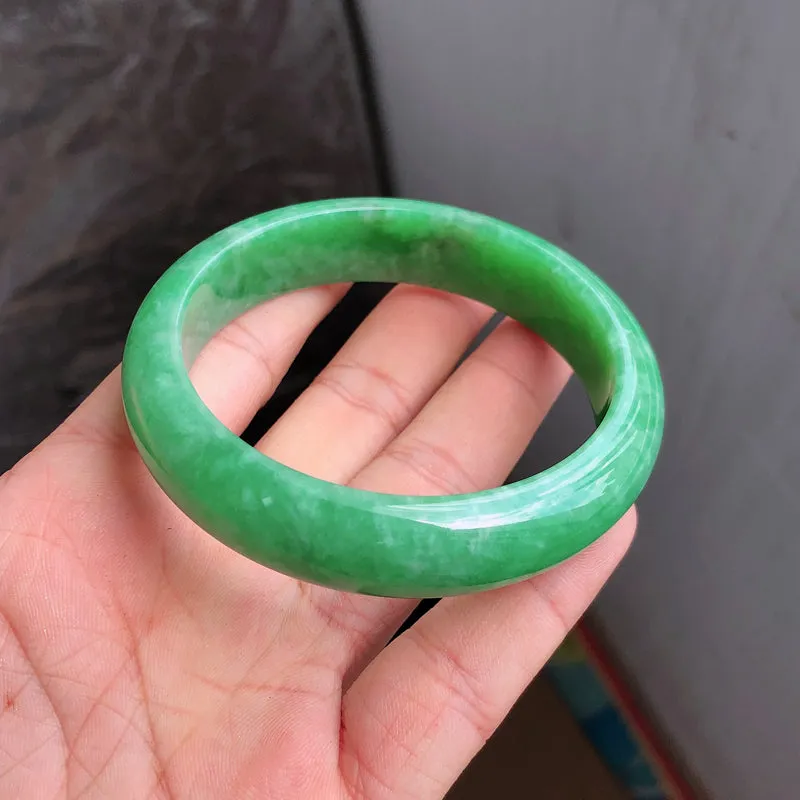 Natural Jade Bangle Jadeite Bangle Internal Diameter 57mm NBE073