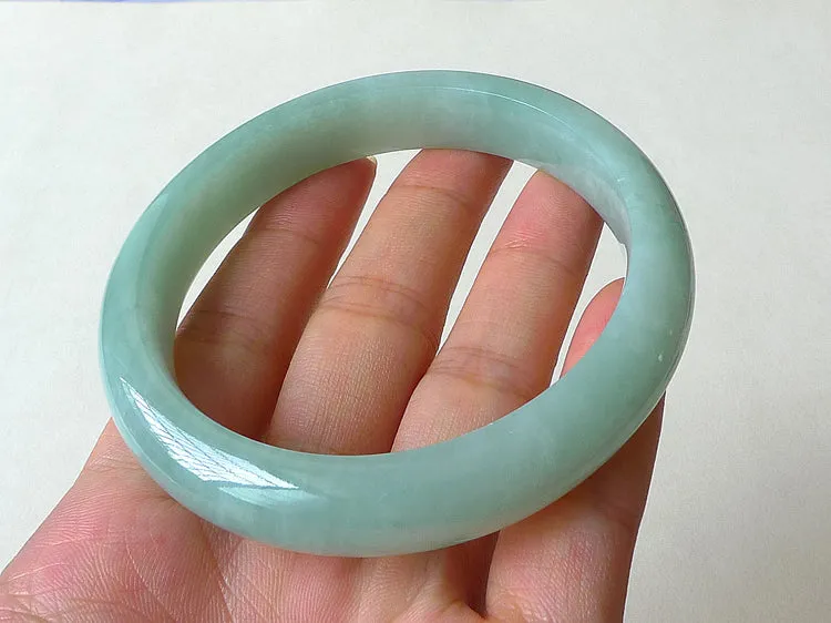 Natural Jade Bangle Jadeite Bangle Internal Diameter 59.2mm BER066