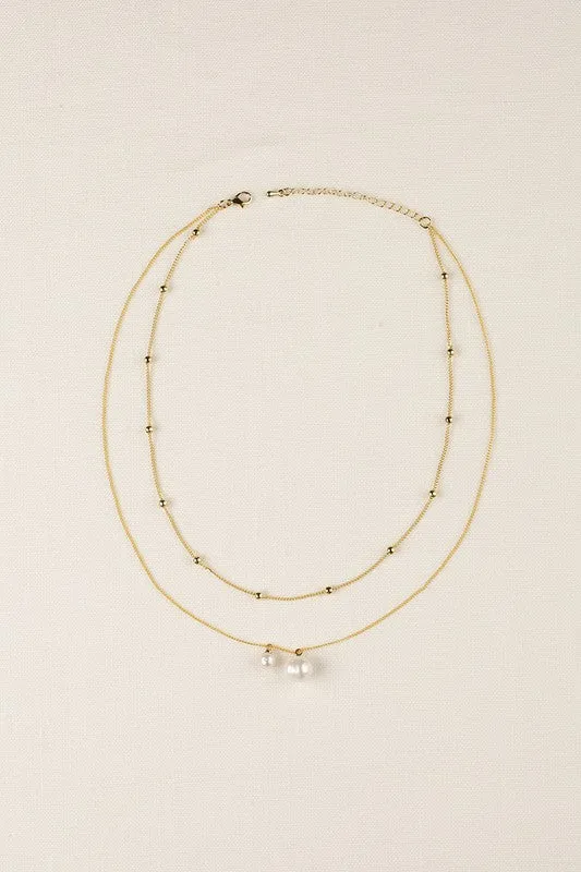 Natural pearl pendant necklace