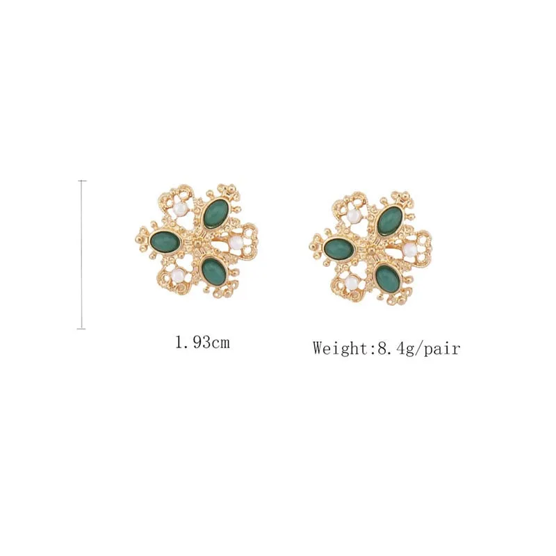 Pearl Ear Clips