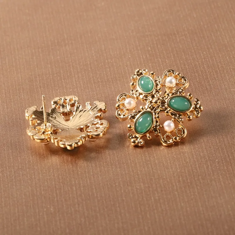 Pearl Ear Clips