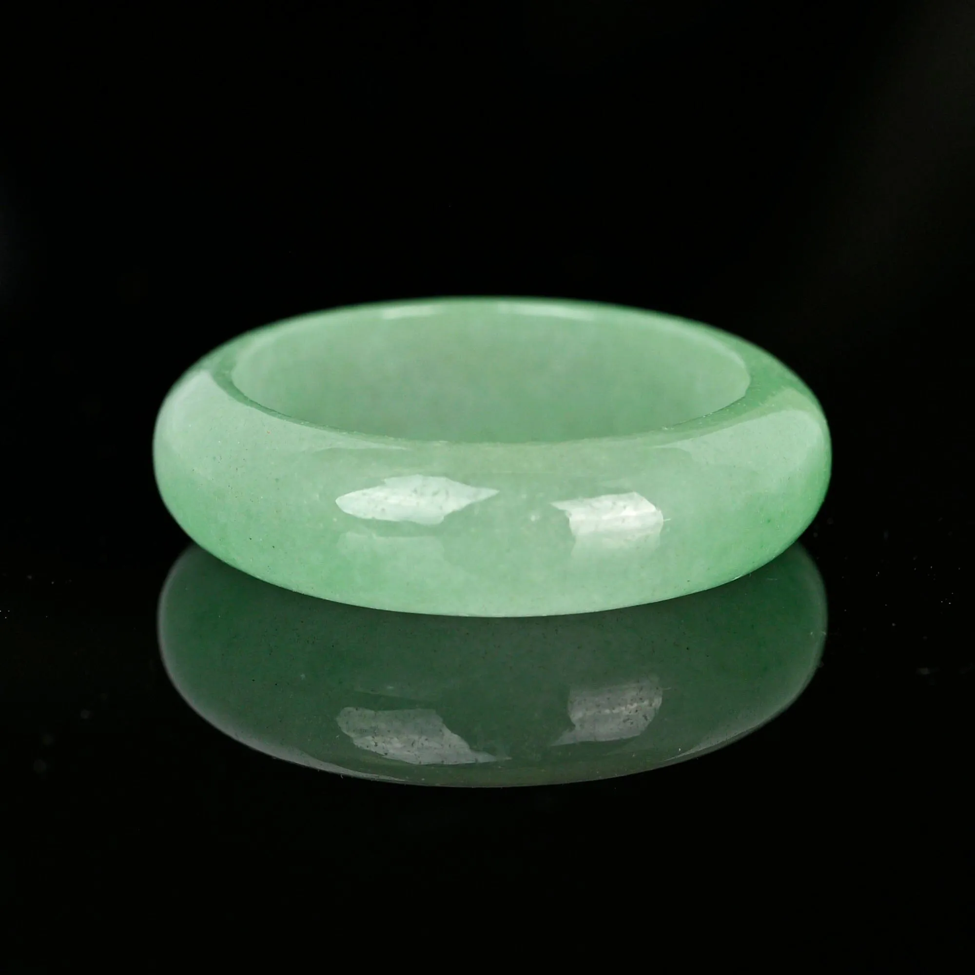 Vintage Moss in Snow Jade Ring Band