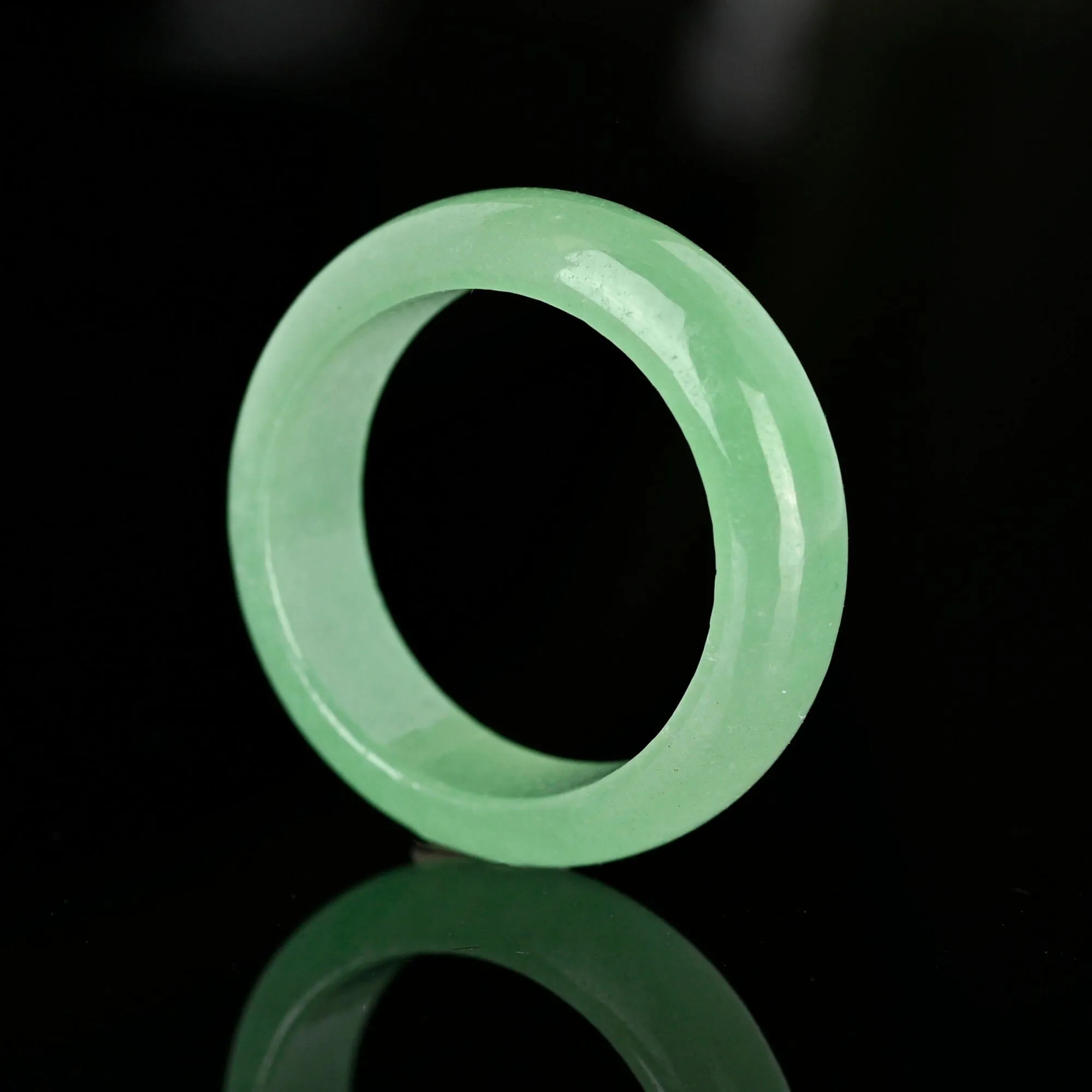 Vintage Moss in Snow Jade Ring Band